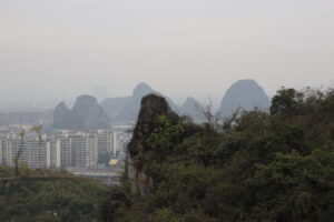 Aussicht auf Guilin vom Hügel aus