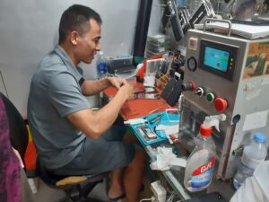 Reparaturwerkstatt für Smartphones in Hanoi