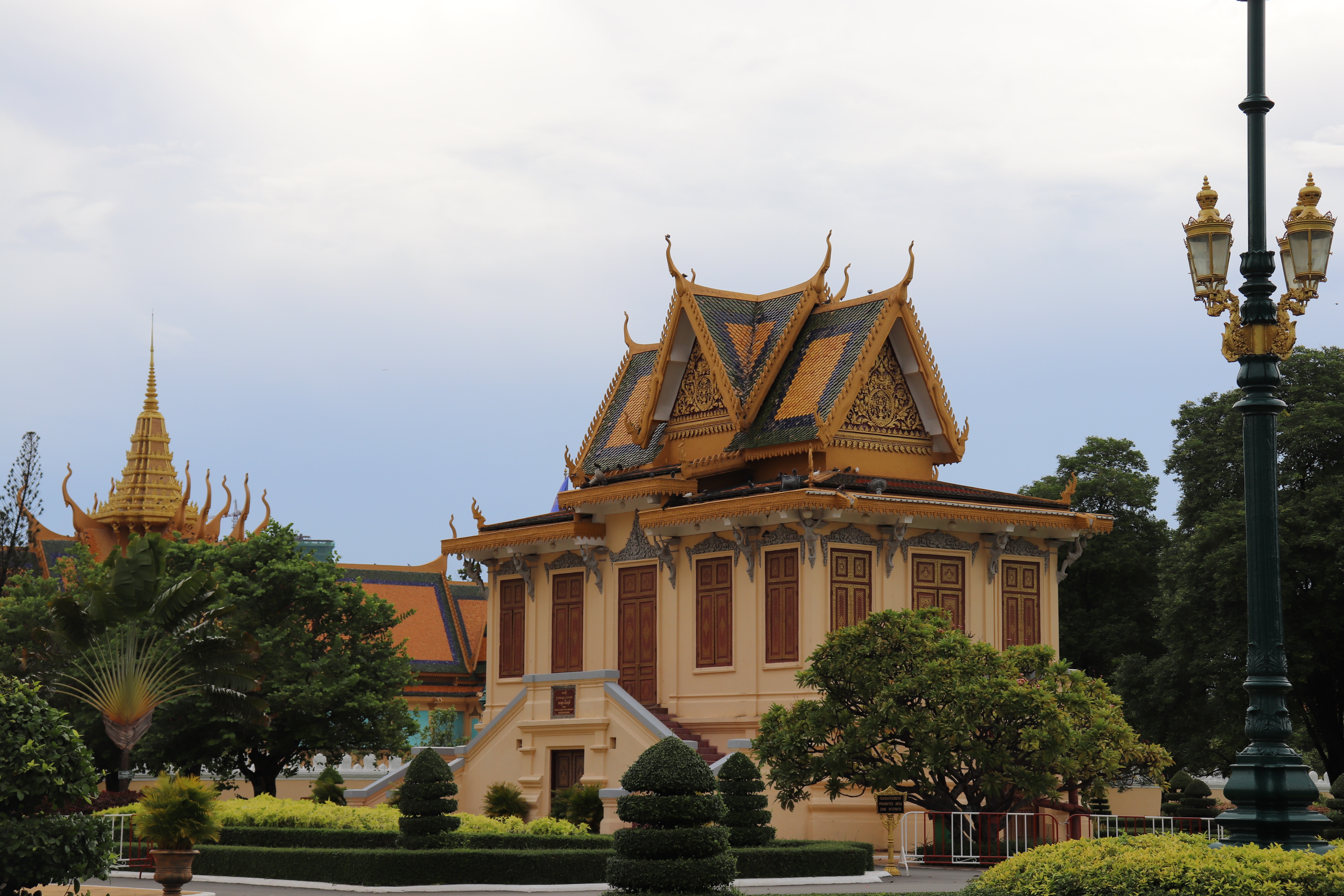 öffnungszeiten königspalast phnom penh