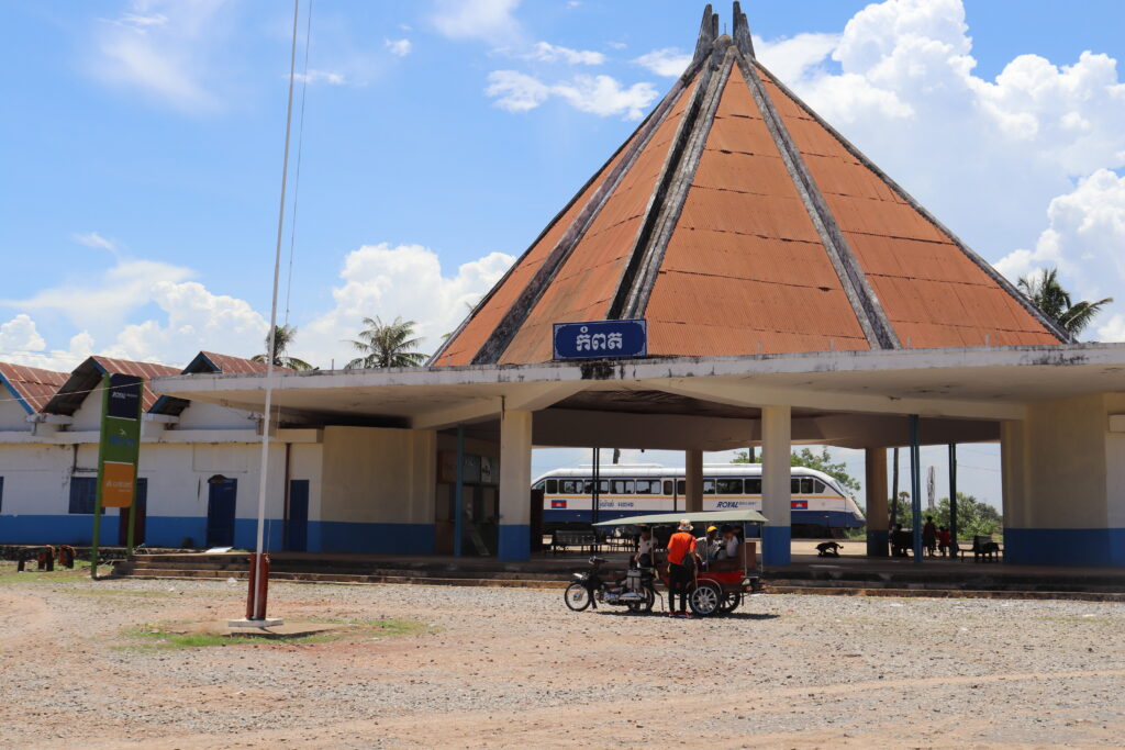 Kampot Bahnhof: Endstation der Zugfahrt von Phnom Peng nach Kampot