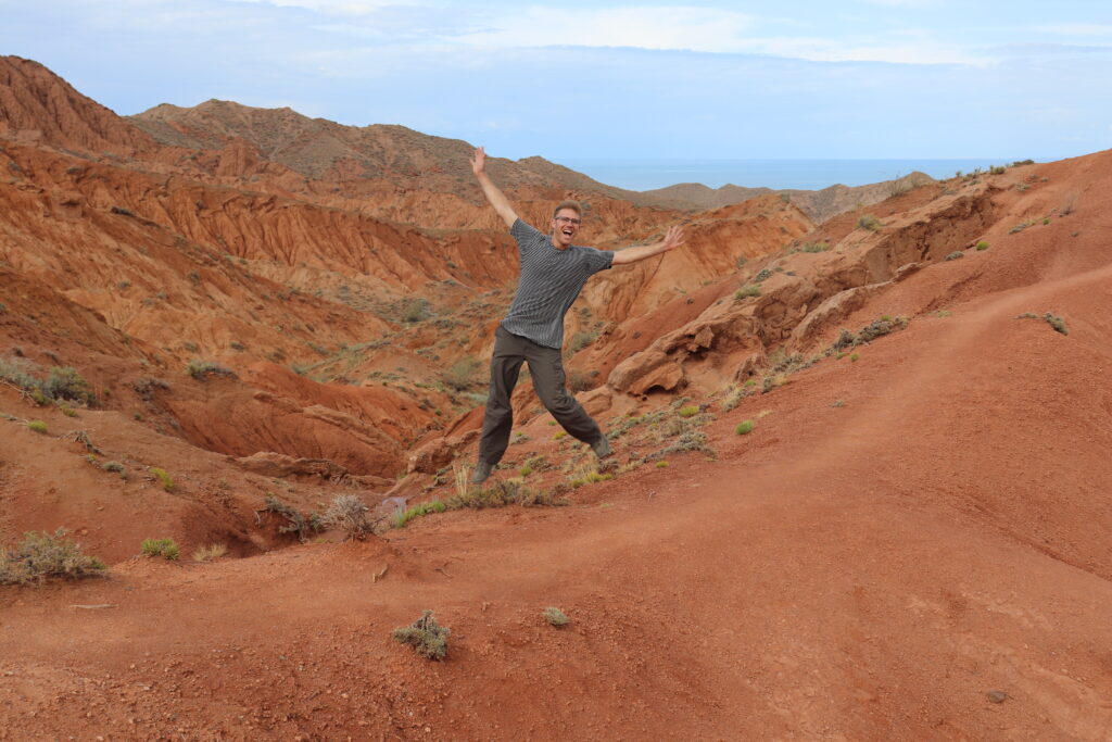 Märchental Freudensprung im Urlaub in Kirgistan am Issyk kul